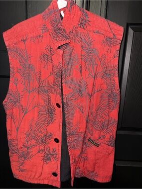 Kiwi Charcoal Gray Button-Front Vest with Subtle Red Accent